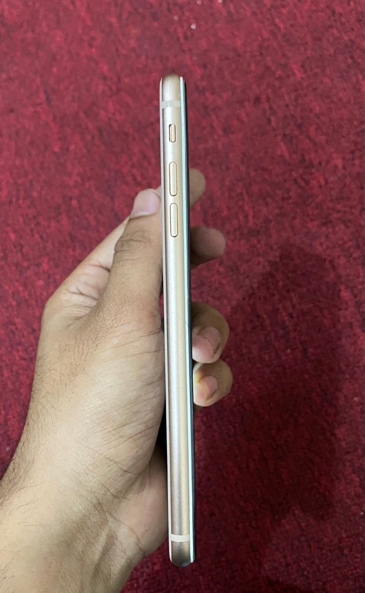 iPhone 8 plus - Image 1