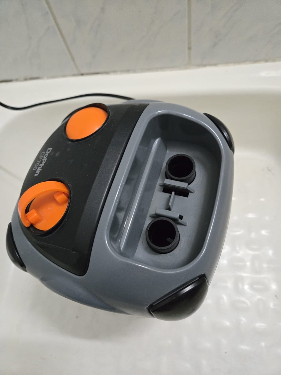 Fish Tank and Canister Filter - Image 2