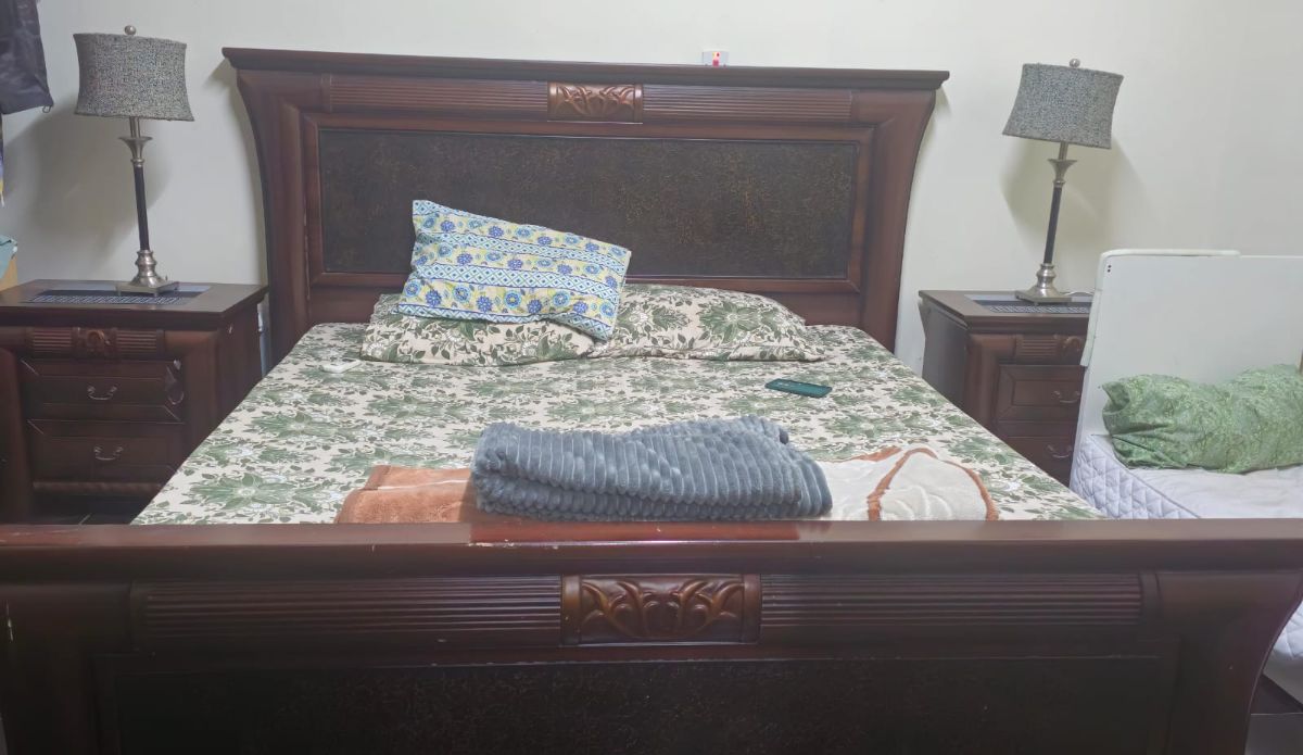 King Size bedset with Wardrobe - Image 8