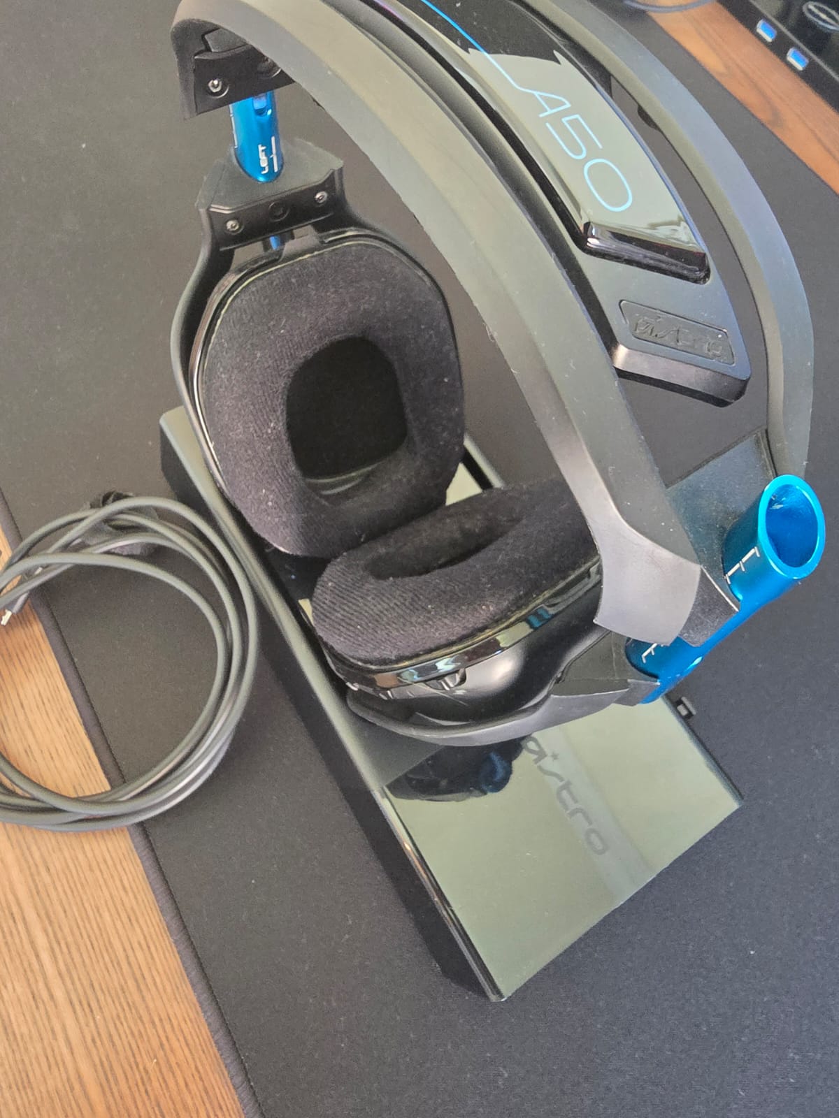 Complete Gaming Accessories Pack (Keyboard, Mouse, Headset, Speakers) - Image 6