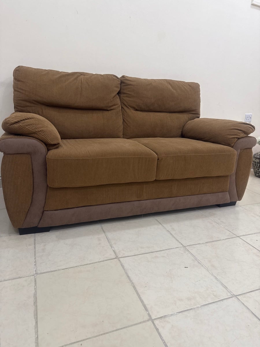 2 seater pan emirates sofa - Image 2