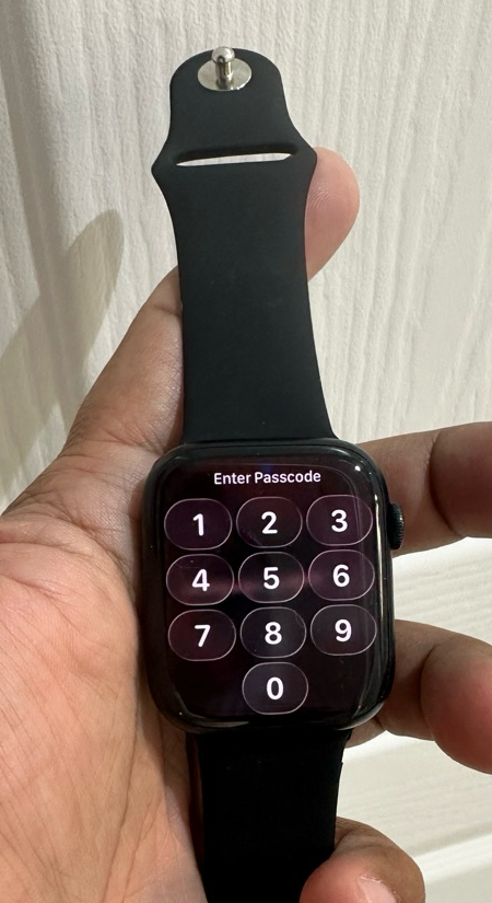 45mm series 8 Apple Watch - Image 2