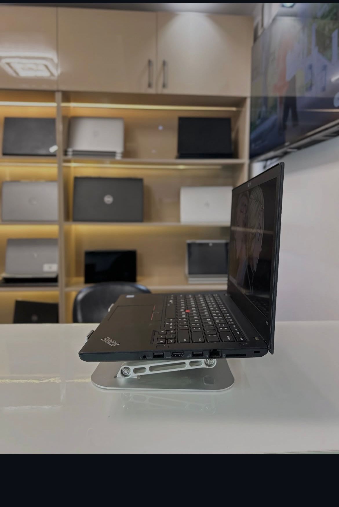 Lenovo dual battery core i7 16 Gb Ram 512 Gb SSD - Image 1