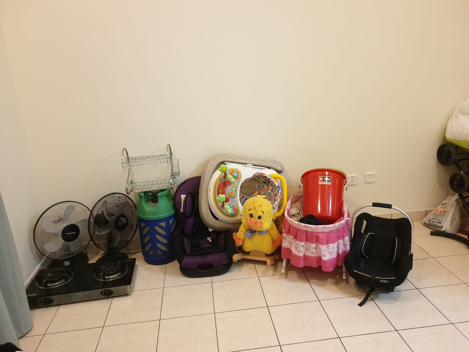 Household Essentials for Moving Sale  - Image 2