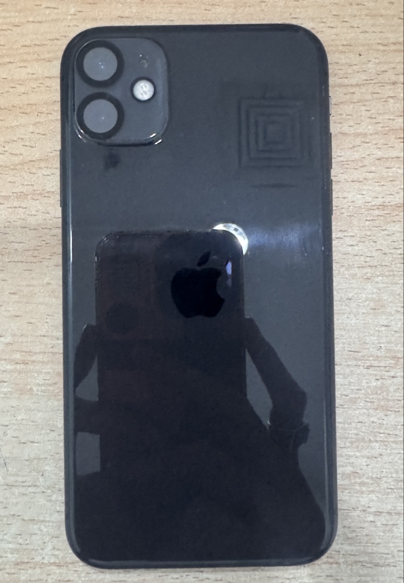 Iphone 11 / 128GB - Image 4