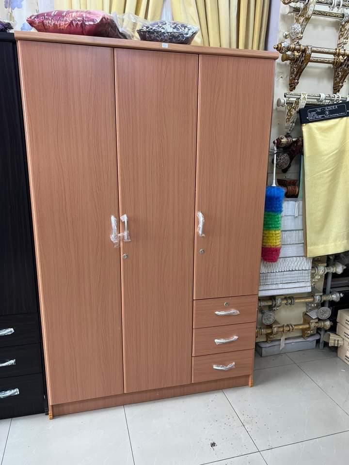 https://wa.me/+97471129495 new bed cabinet for sale - Image 5