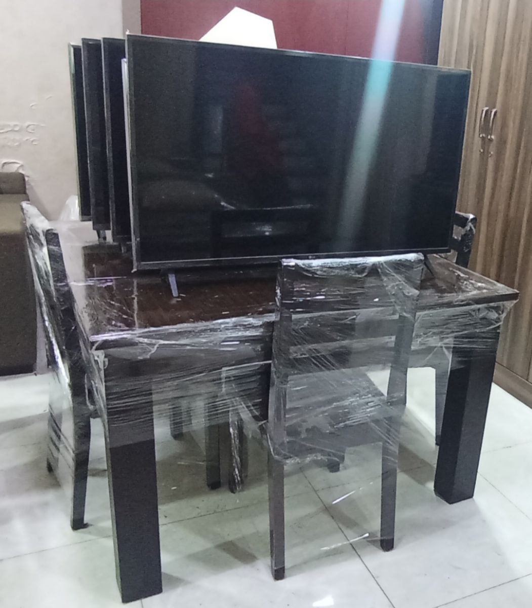 Qatar Airways Furniture available - Image 5