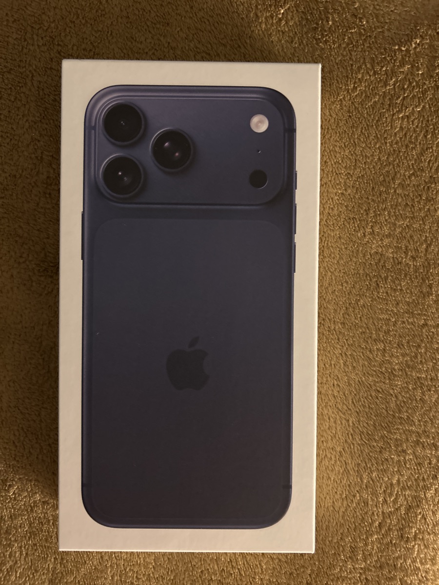 iPhone 17 pro max new - Image 1