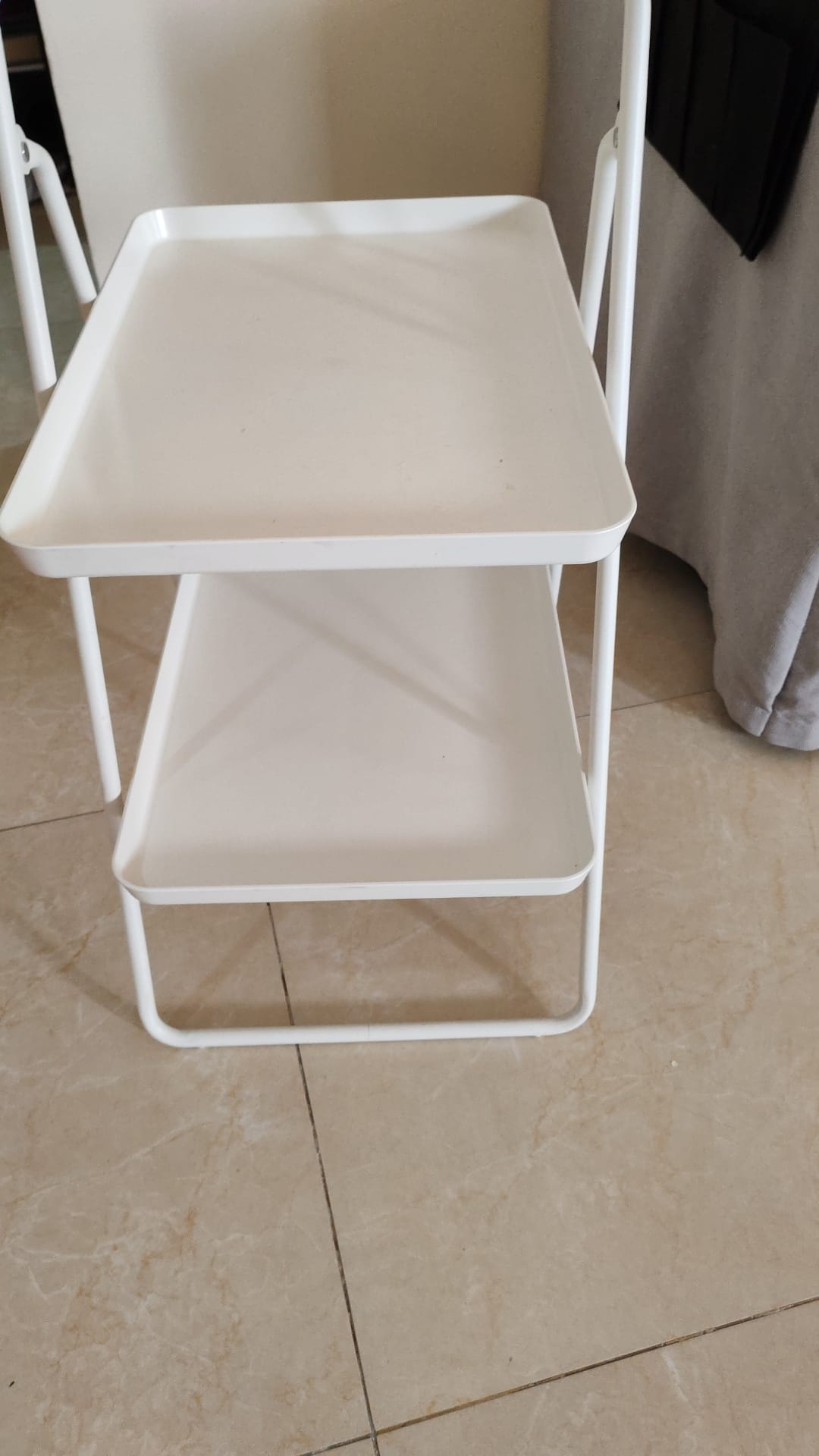 Tray Table - Image 1
