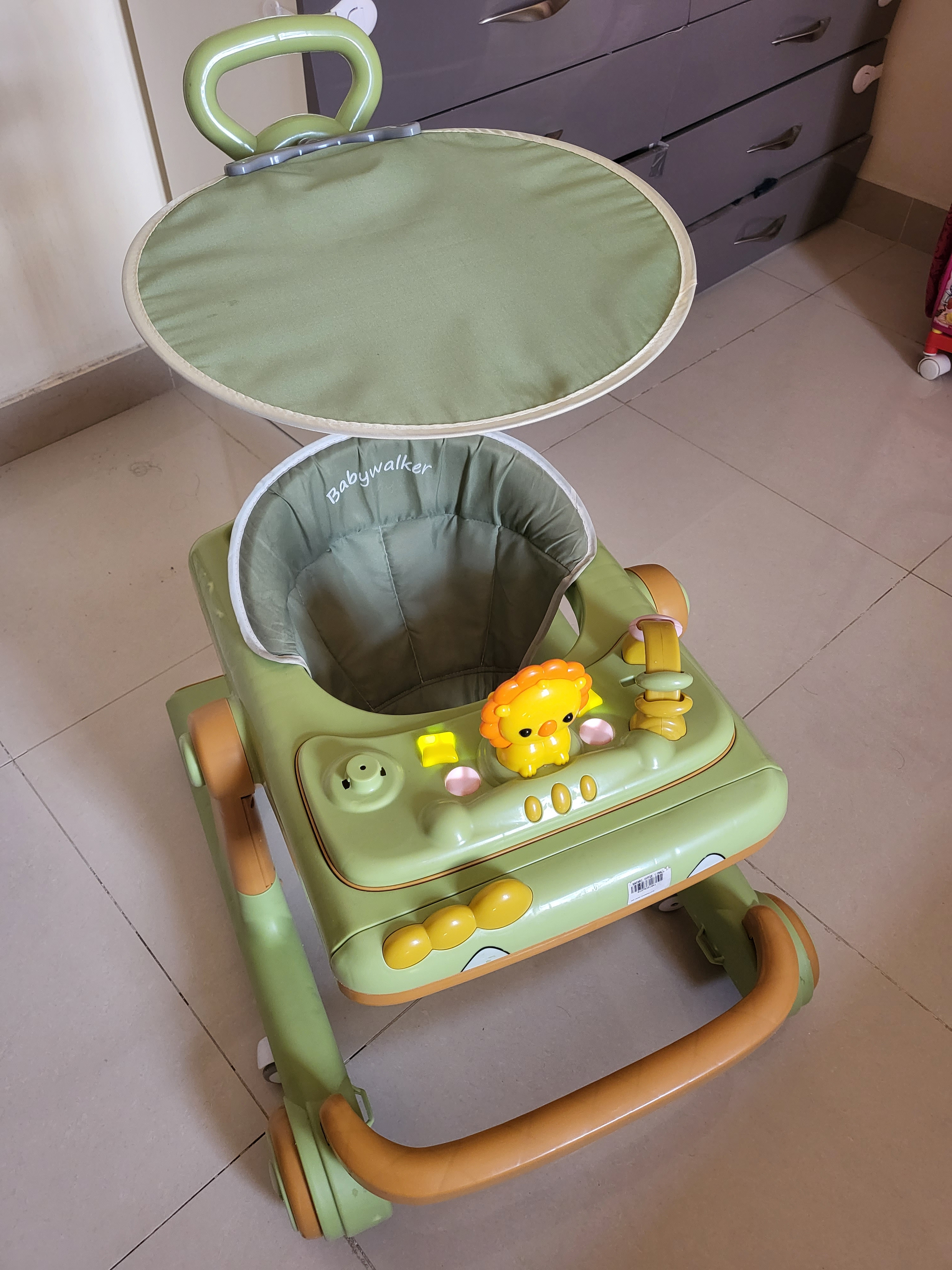 Baby walker - Image 1