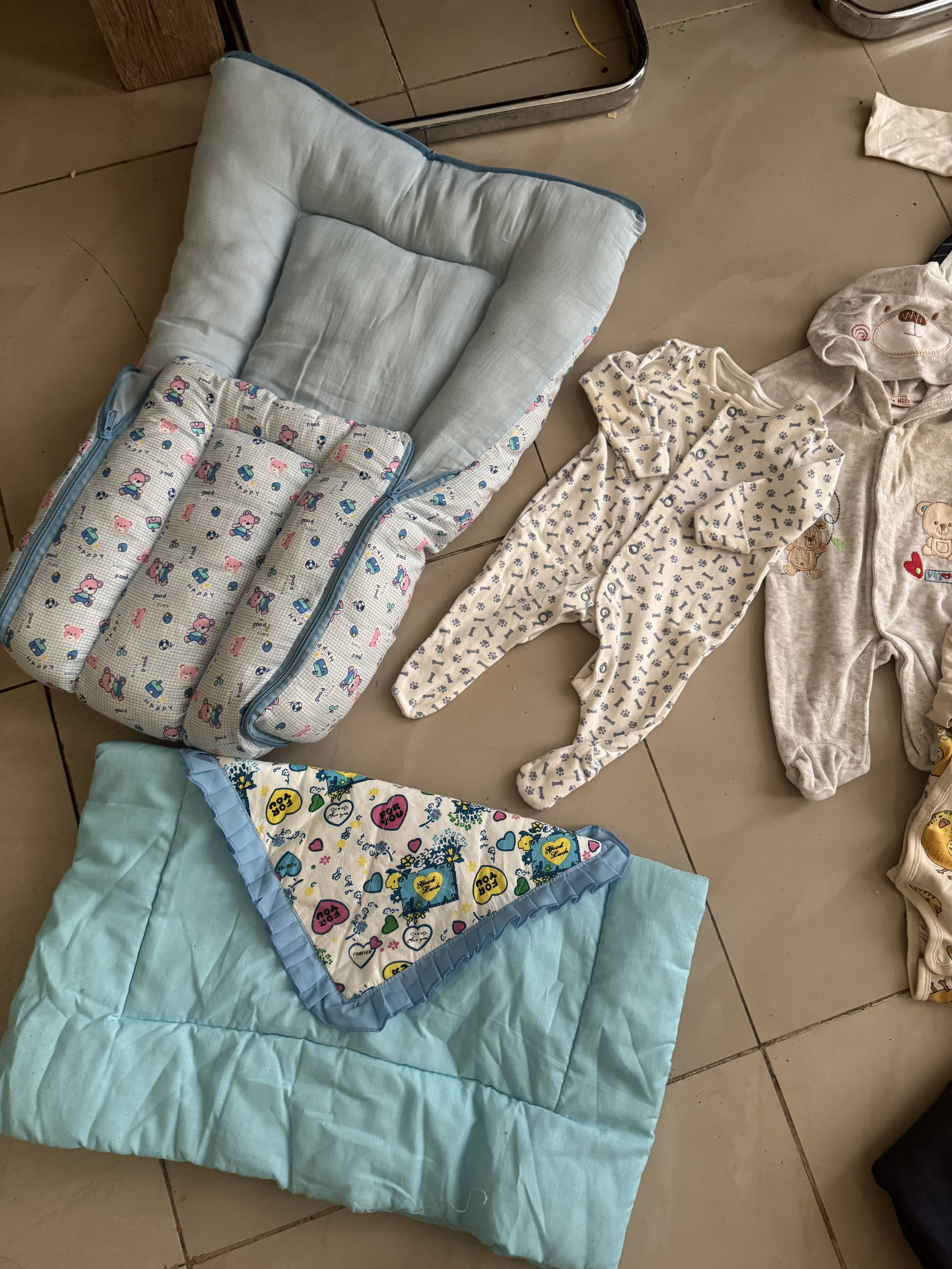 Baby clothes 0-3 months - Image 12