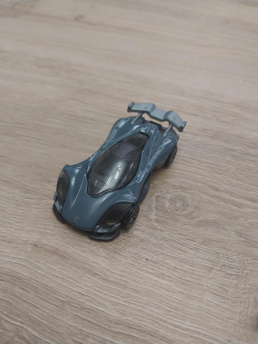 Hotwheels Celero GT - Image 1