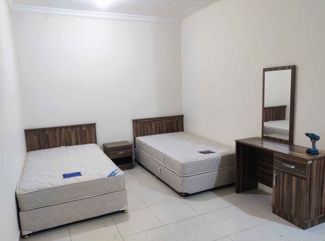 Qatar Airways furniture available - Image 19