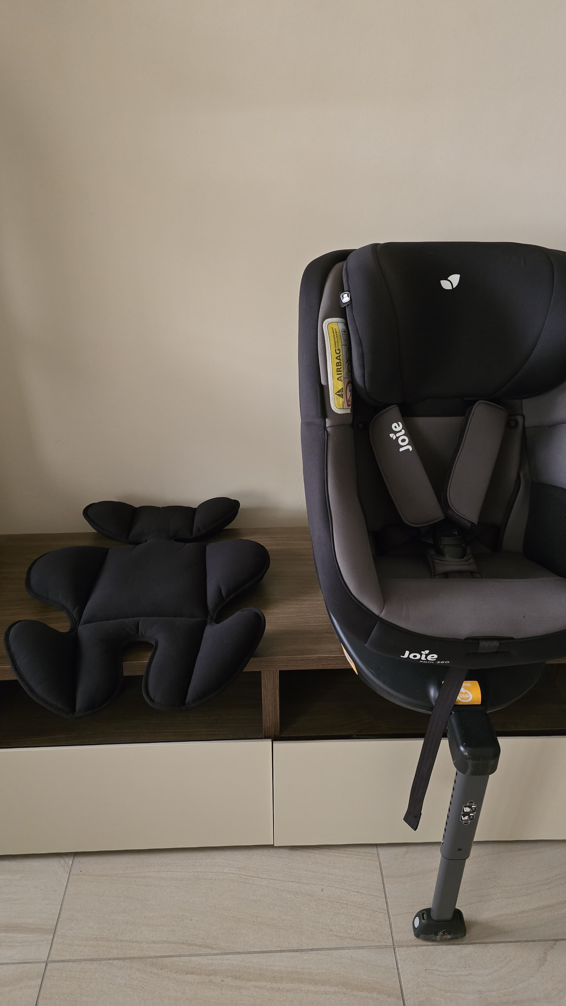 Child Car Seat with 360° Spin - Image 3