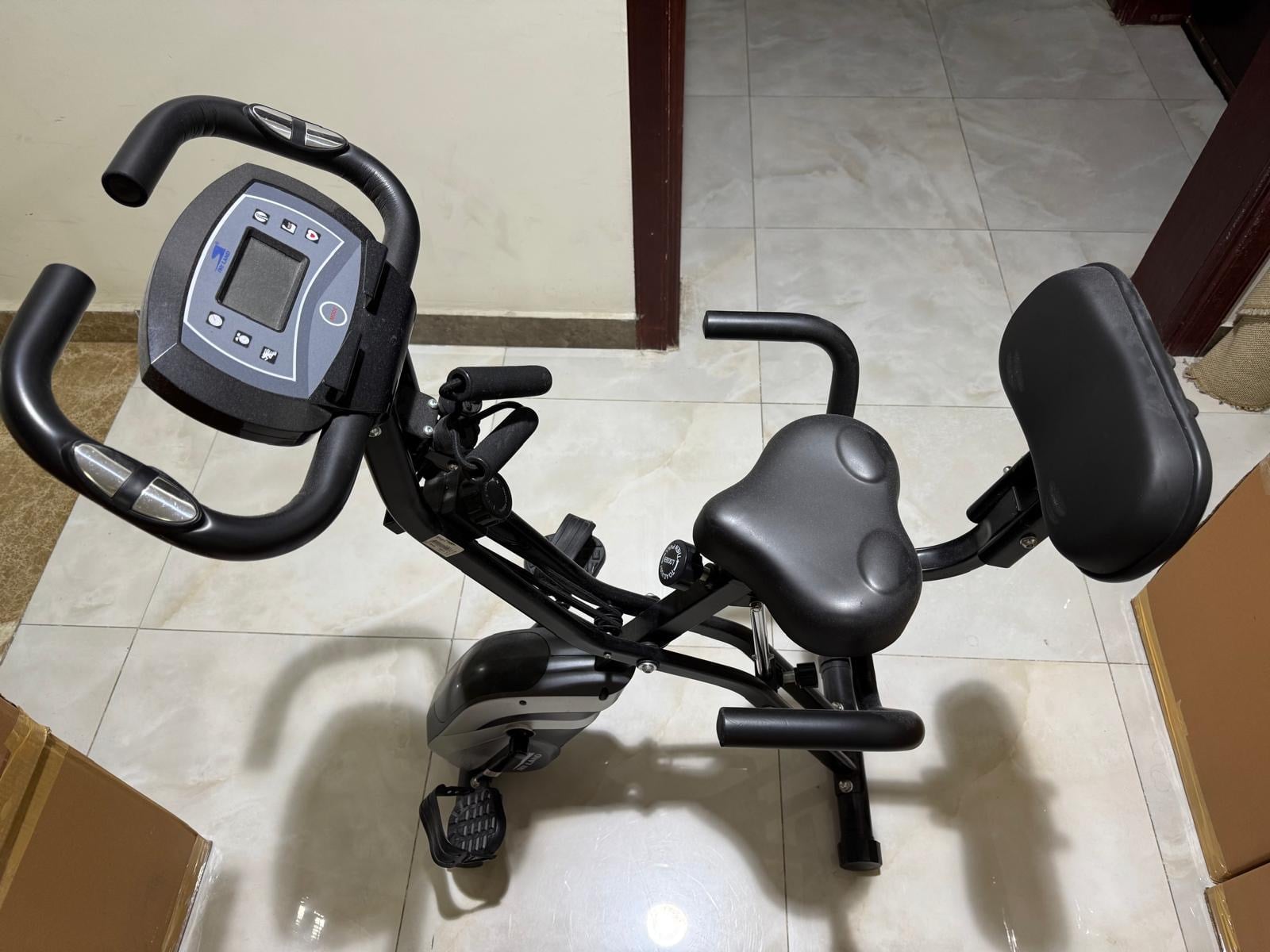 Sky Land Gym Bicycle New With Inbuilt Arm bands - Image 1
