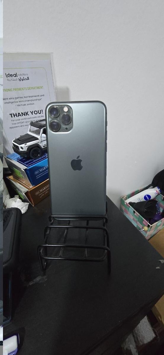 Iphone 11 pro 64 gb and Apple Watch SE2 for Sale - Image 1