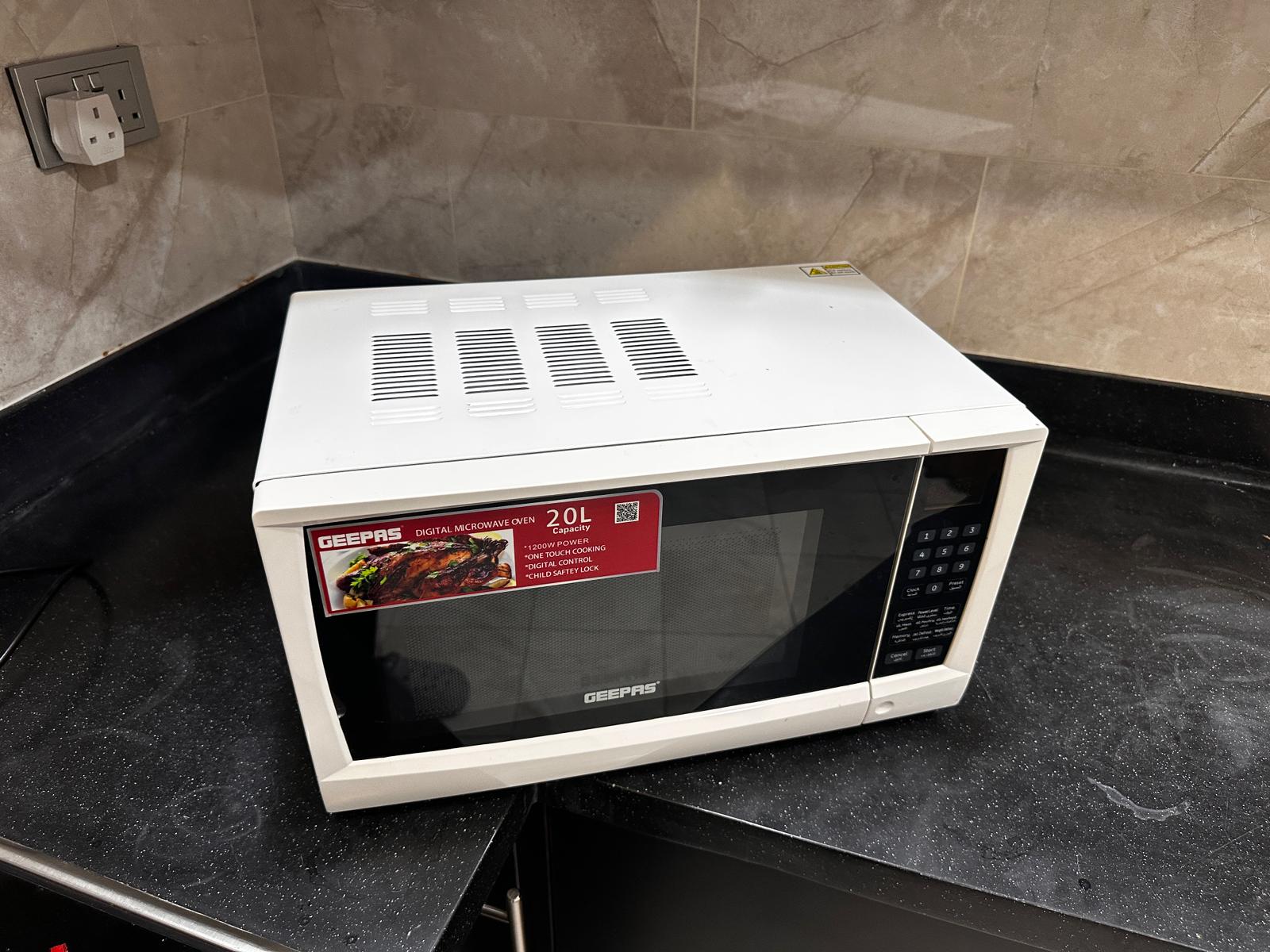 Oven and Water Dispenser for Sale - Image 4