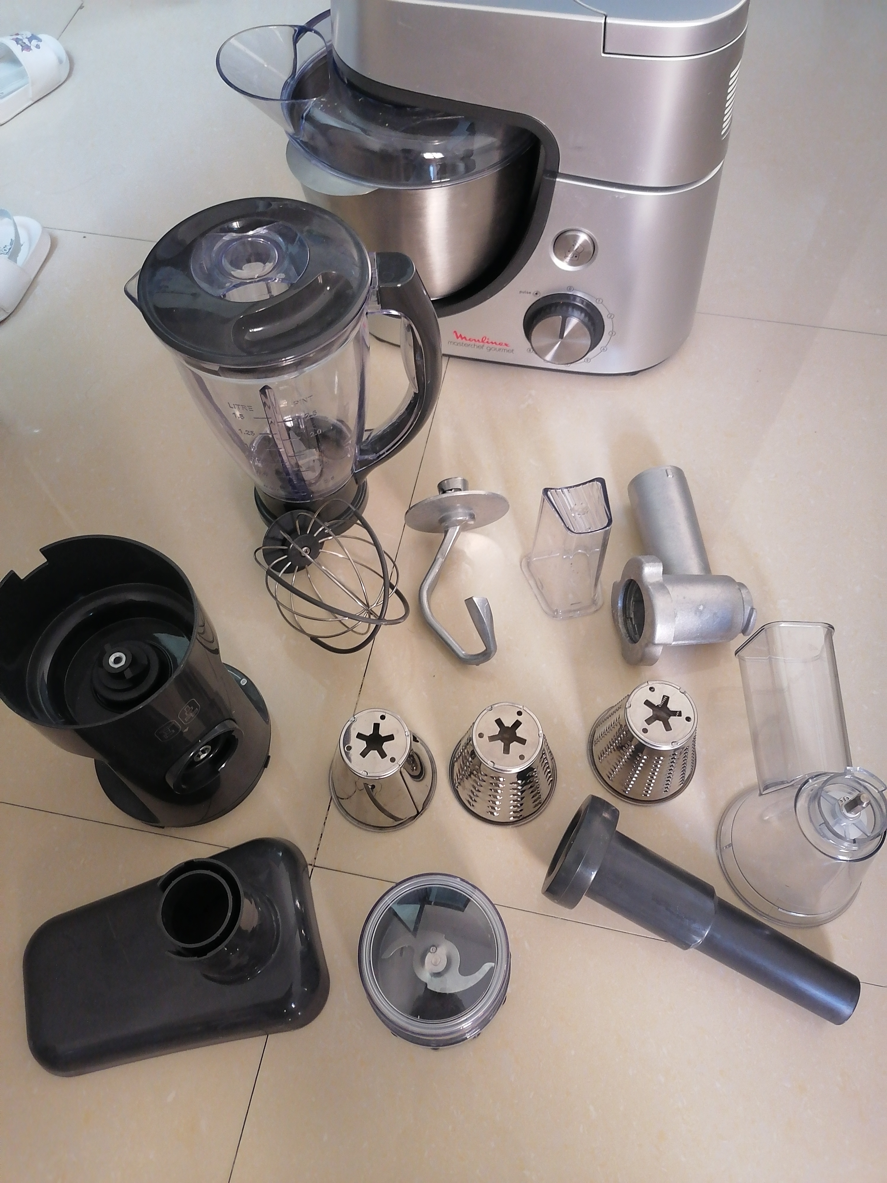 Moulinex Kitchen Machine 1100 Watts  - Image 7