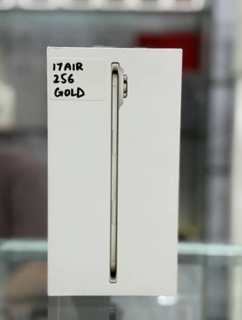 Apple iPhone Air 256GB - Image 1