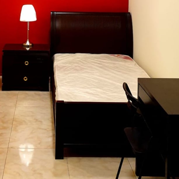 Beds, AC, Fridge, Excellent Hotel Quality FURNITURE - Image 1