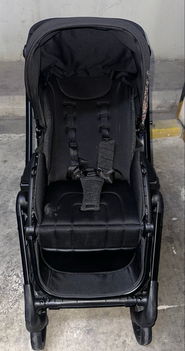 Giggles baby stroller good condition - Image 1