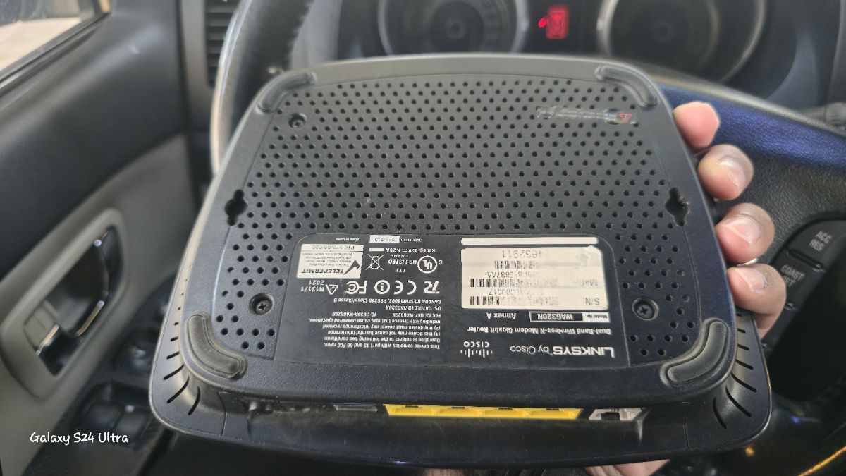 Huawei & tp link  router for sale - Image 3