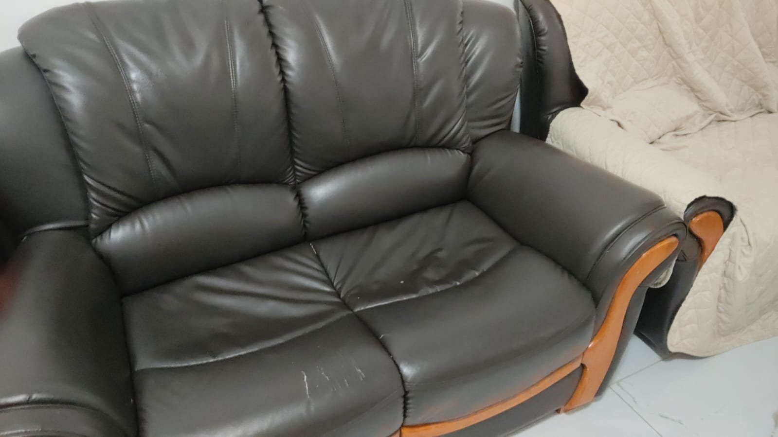 2+2 SEATER BROWN LEATHER SOFA. - Image 2