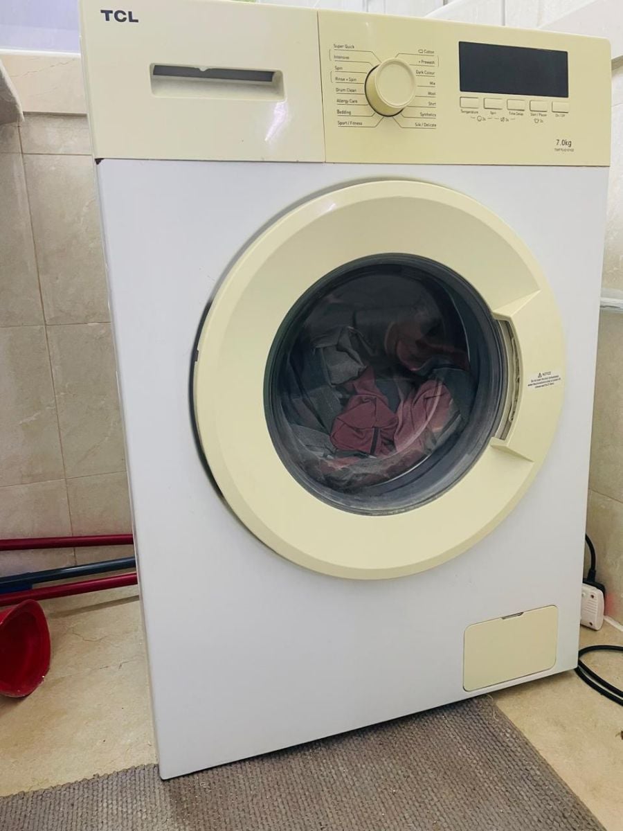 Washing Machine - TCL in good condition - Image 1