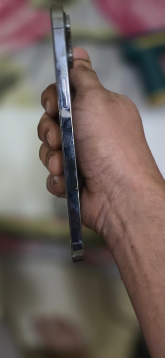 iPhone 12 pro max - Image 3