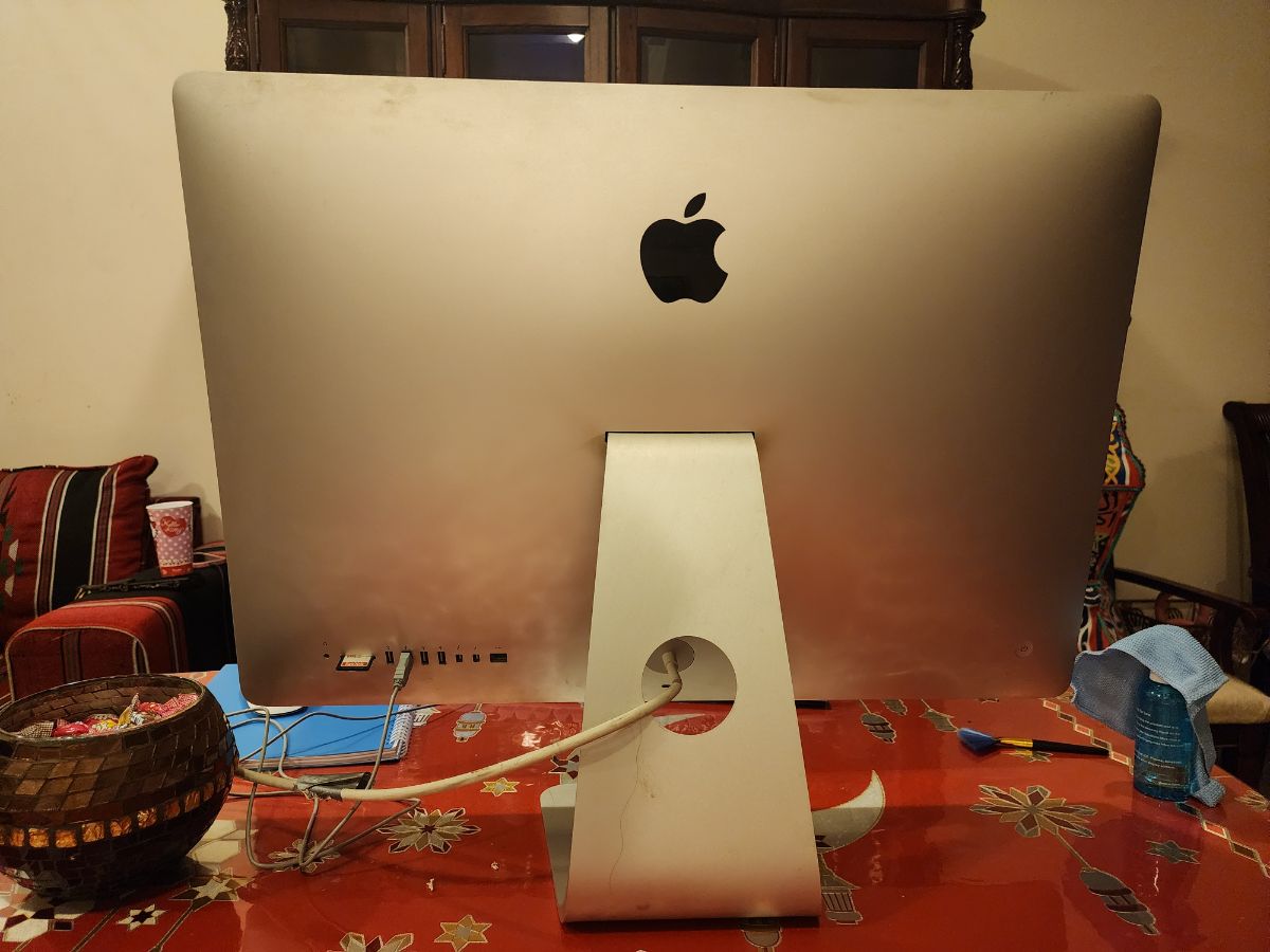 iMAC 27" 3.2 GHZ Quad Core Intel Core i5 - Image 5