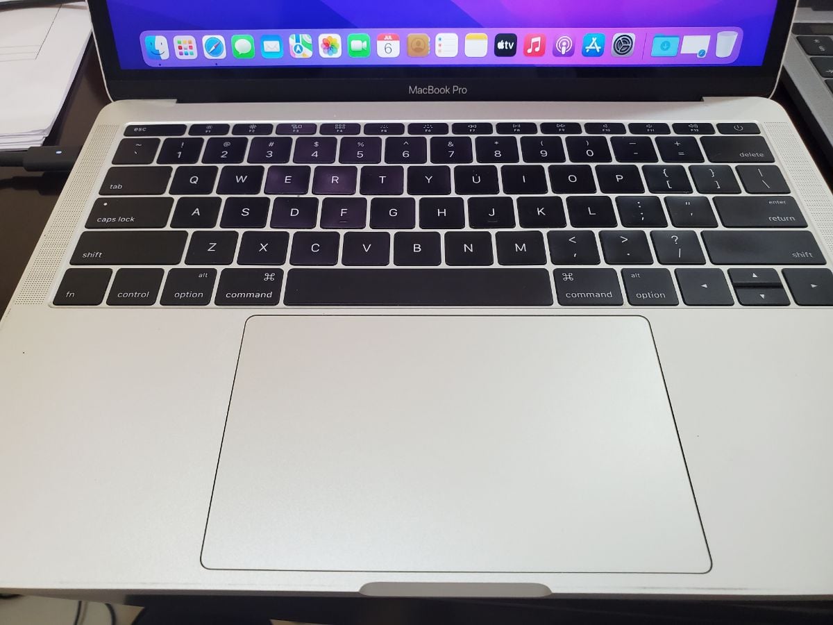 Macbook 2016 - Image 3