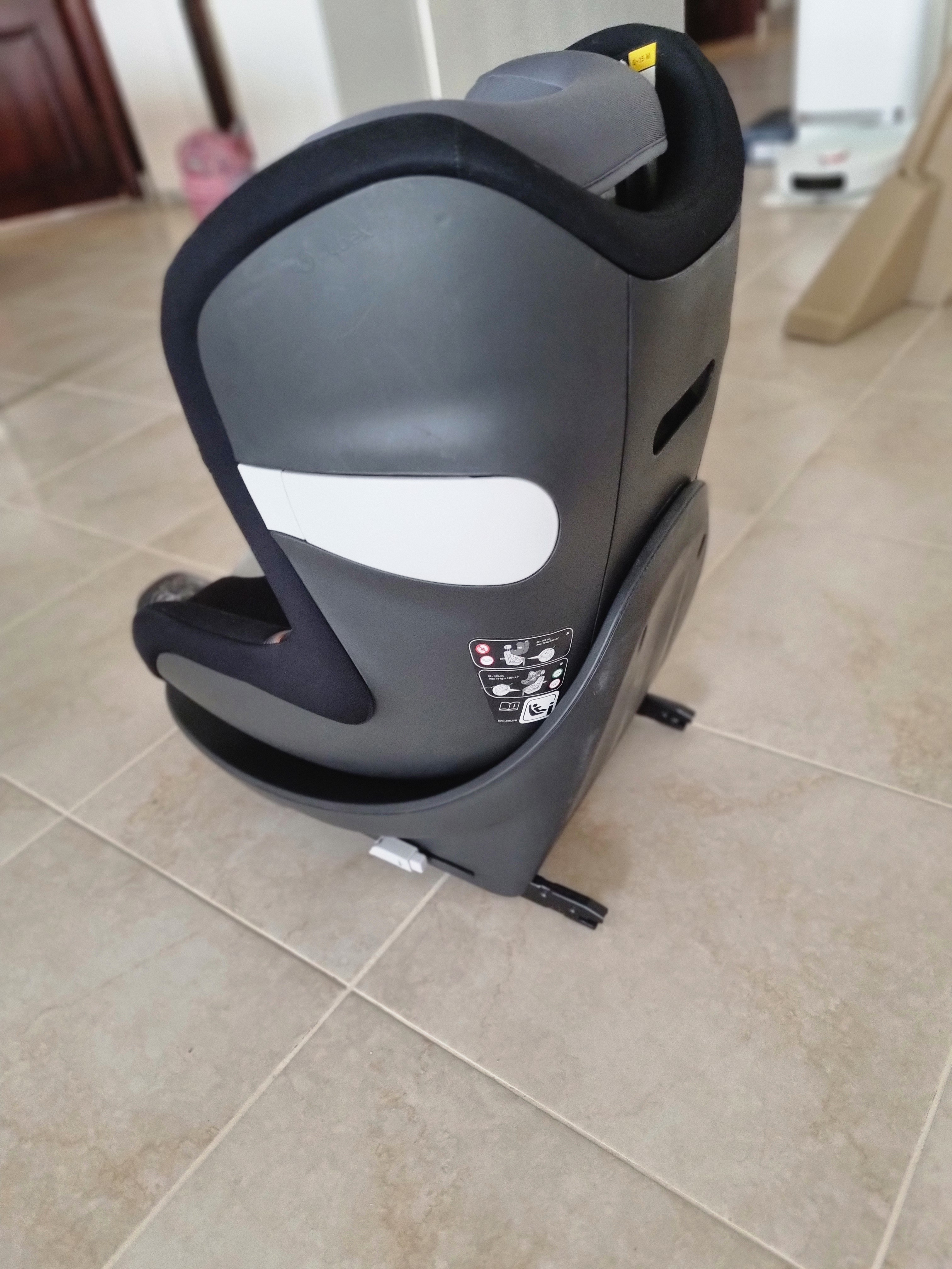 Car seat - Image 4
