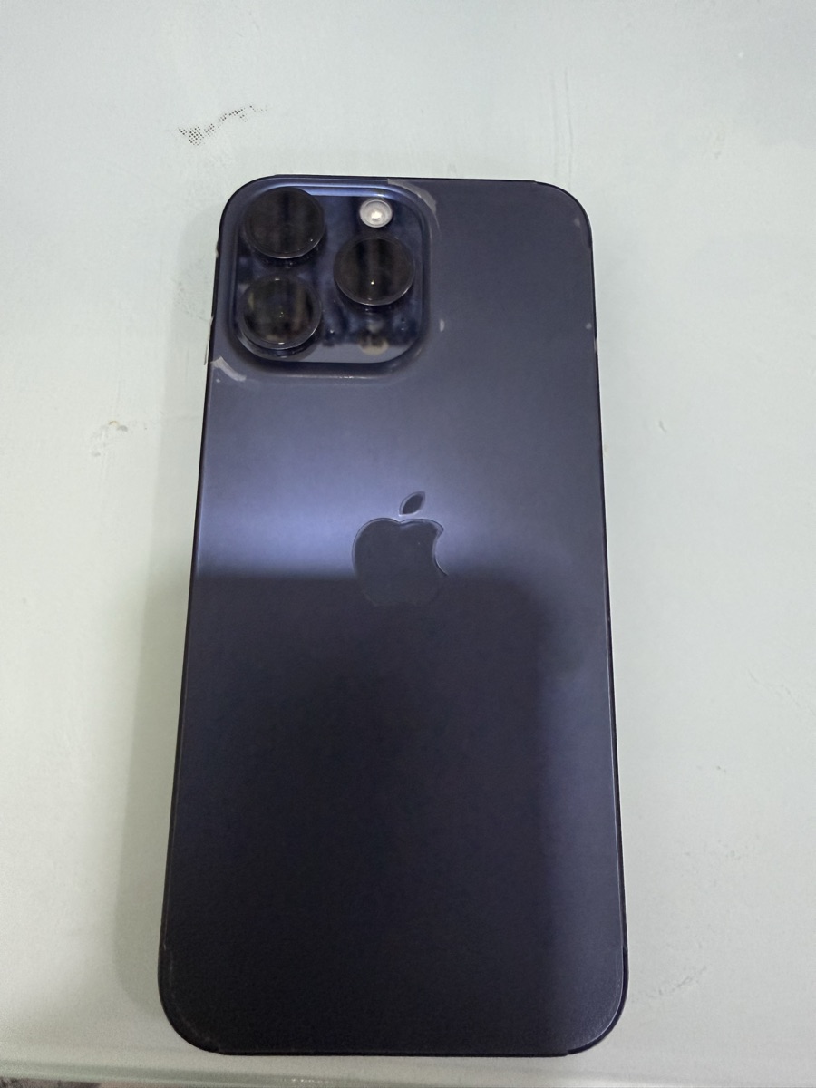 I Phone 15 Pro Max 256gb for Sale - Image 3