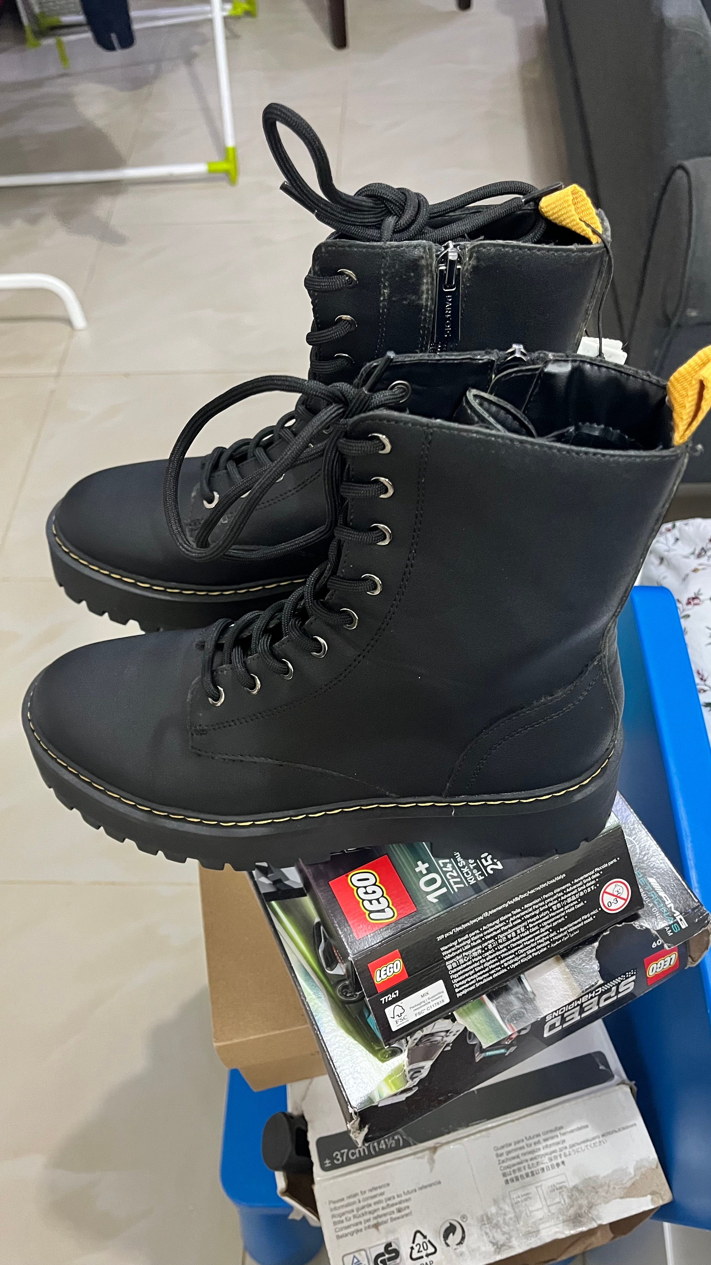 Women Boots - Image 3