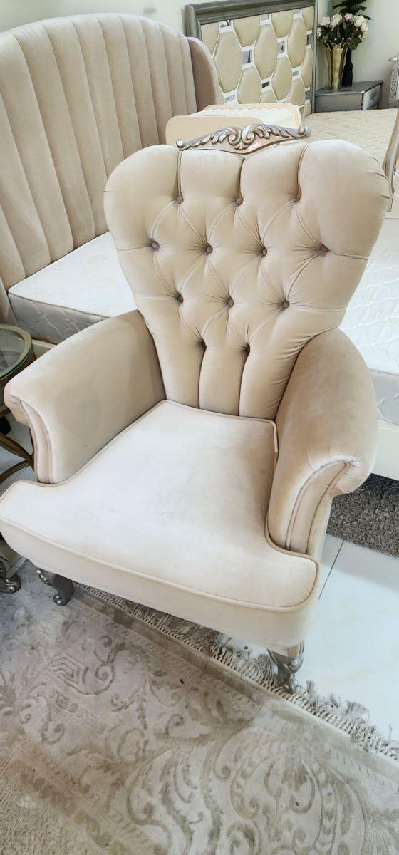 BELOONA CLASSIC SOFA SET - Image 8