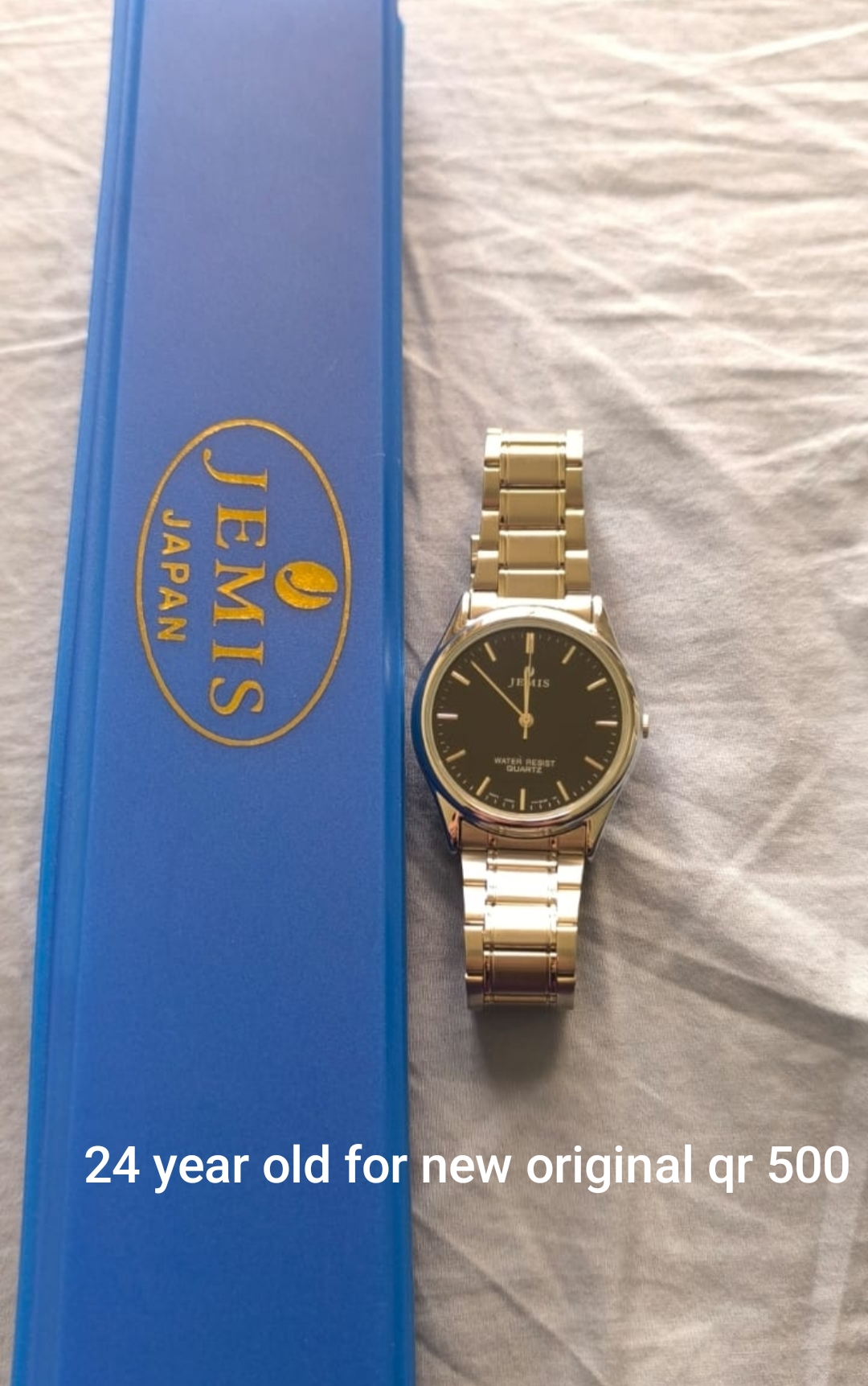 Men watch and women watch  - Image 7