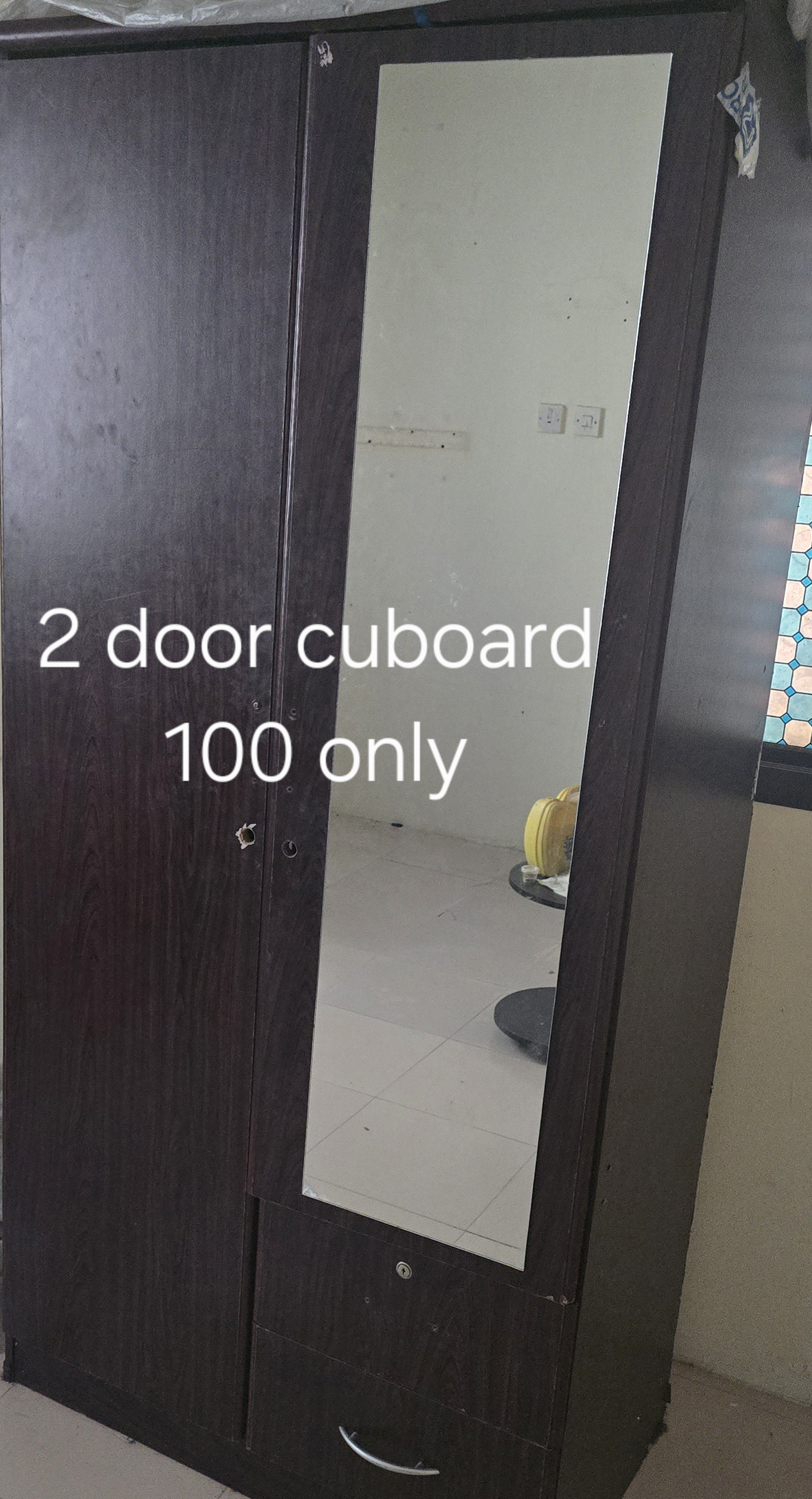 2 door wadrobe - Image 1