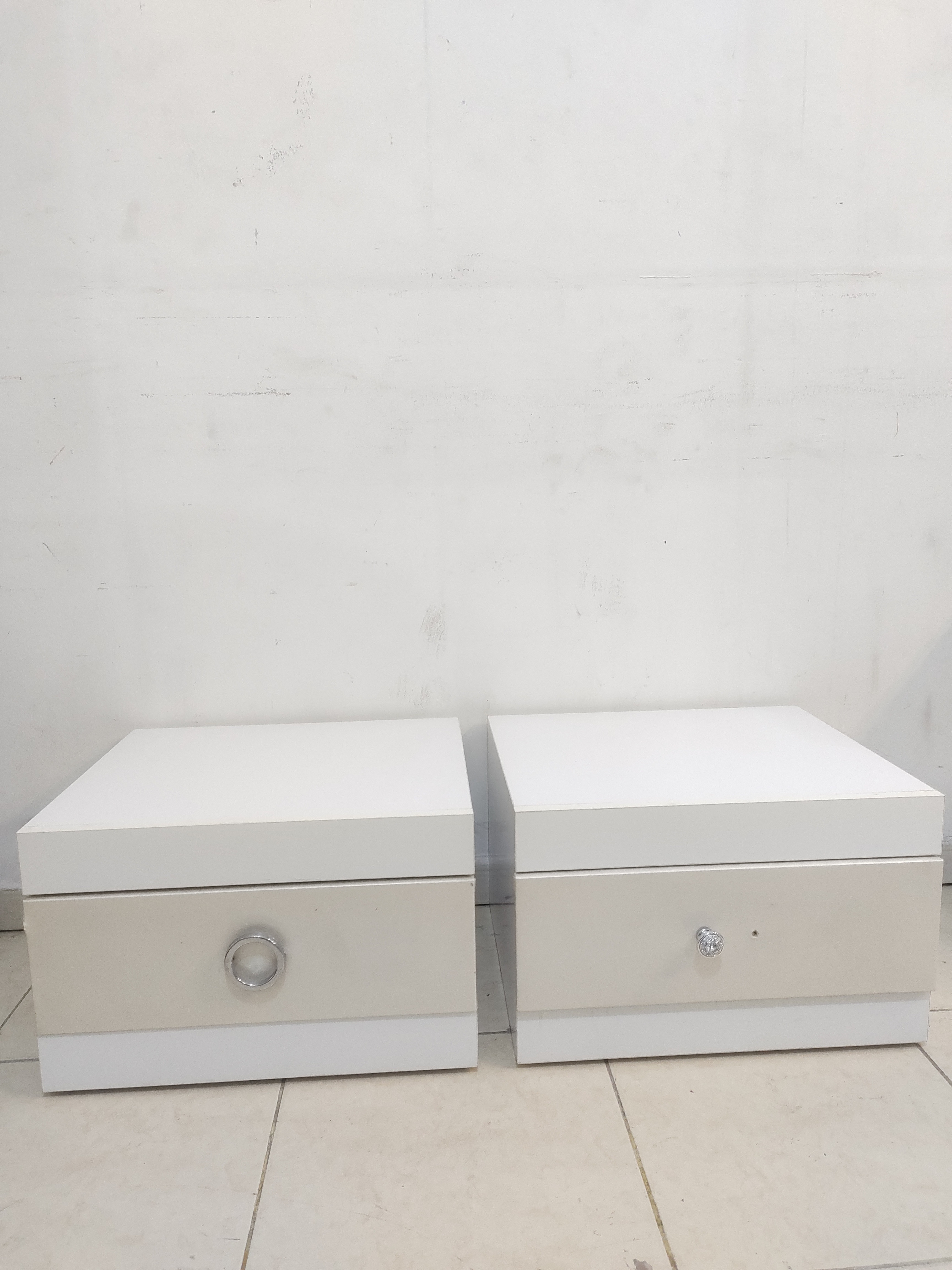 Side table for sale 50 per pc - Image 2