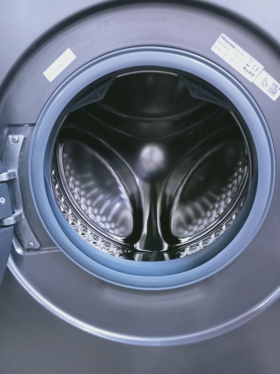Hisense 6 kg washing machine for sale - Image 1