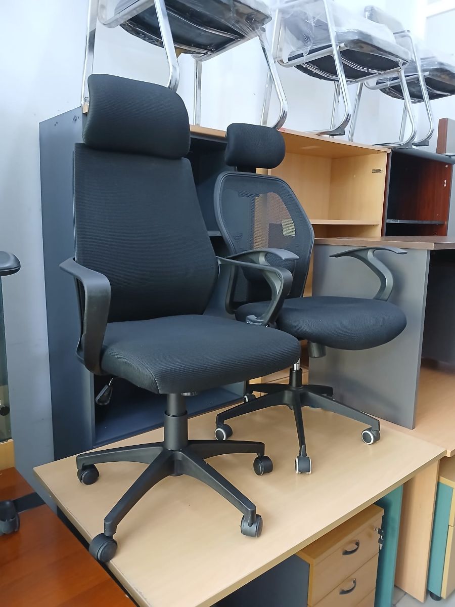 Used office desk and chair buy sell in qatar 51448902 - Image 3