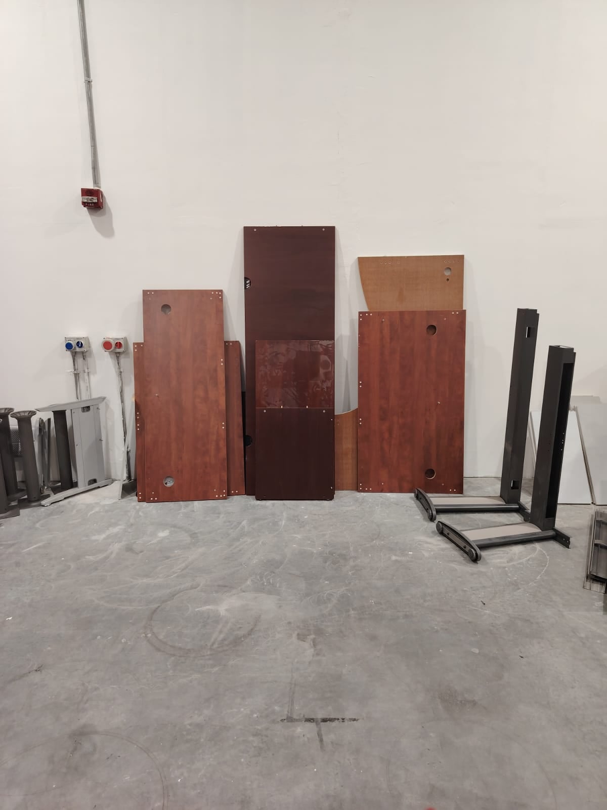Office Desks - Image 2