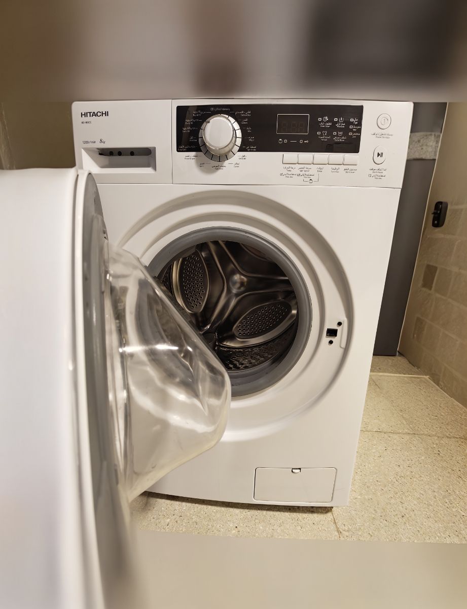 Hitachi Washing Machine – 8kg – Excellent Condition - Image 2