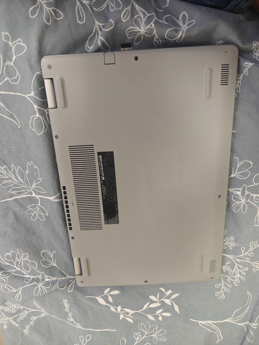Dell Inspiron 5593 i7 - Image 3