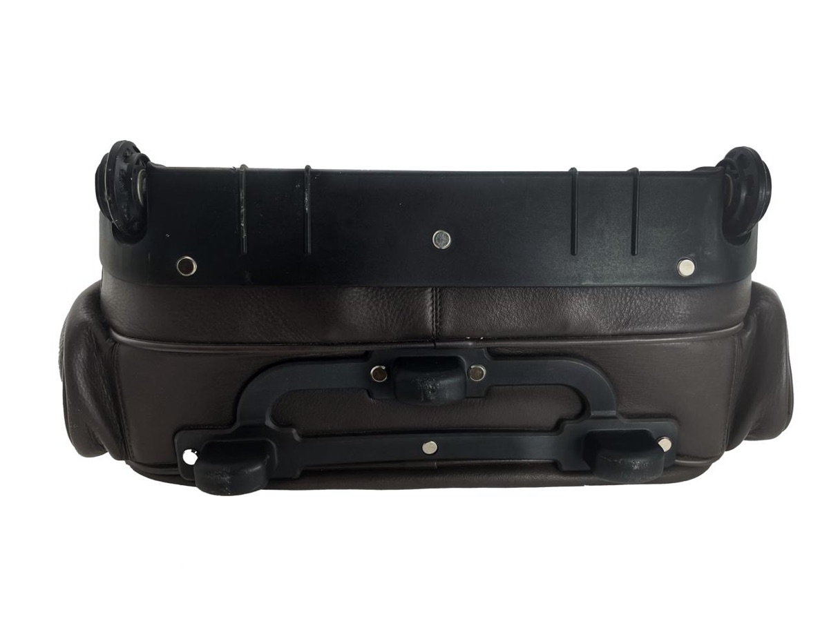 Pure leather office bag/trolley by Jafferjees Pakistan - Image 2
