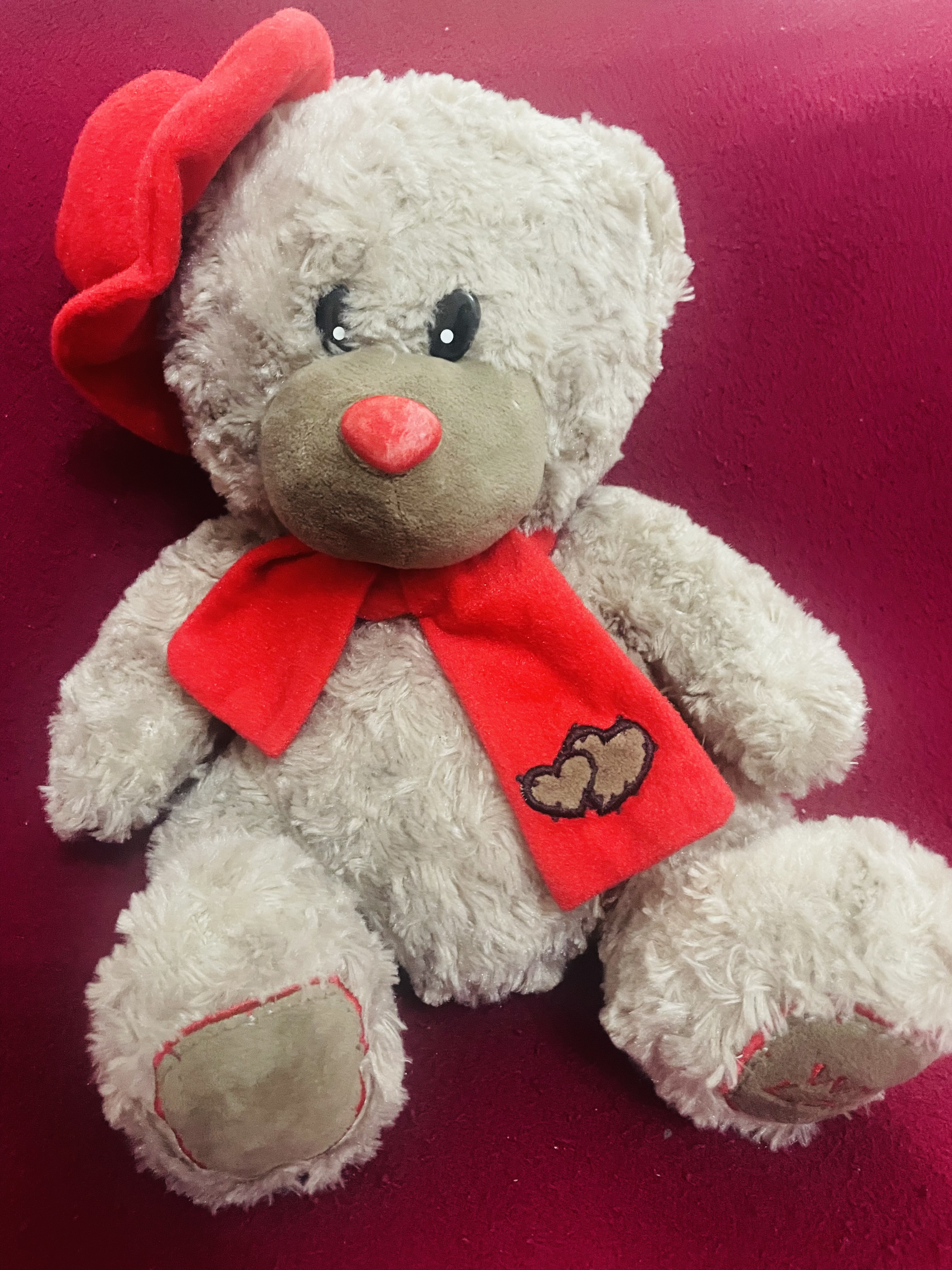 Soft teddys and dolls - Image 1