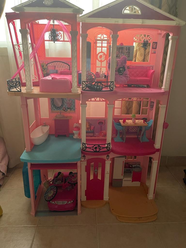 Barbie House - Image 2