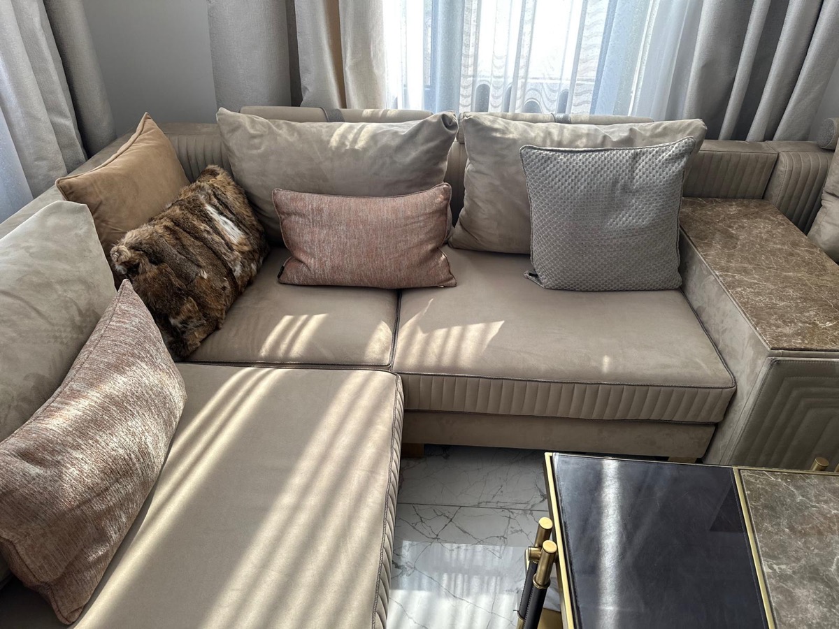 Majlis Sofa Set - Image 4