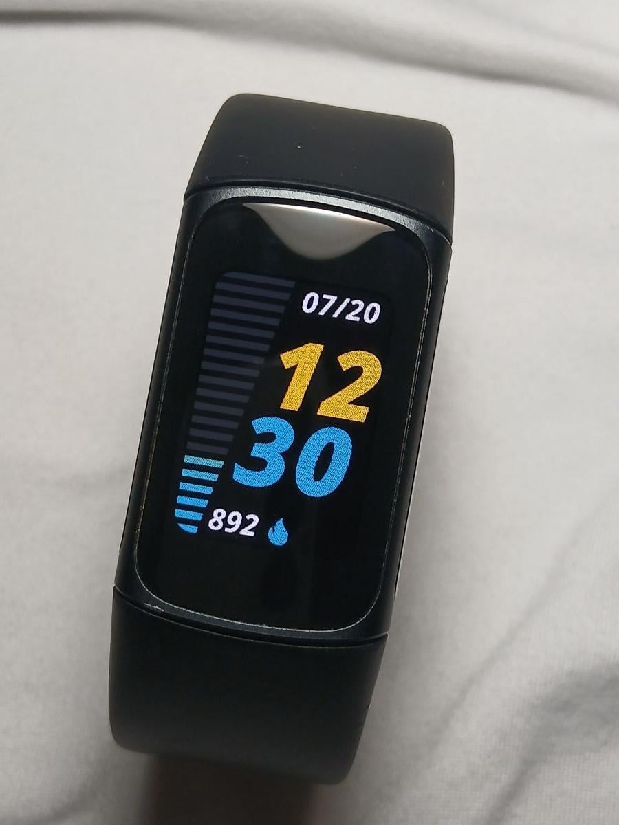 Fitbit Charge 5 Fitness Tracker - Image 1
