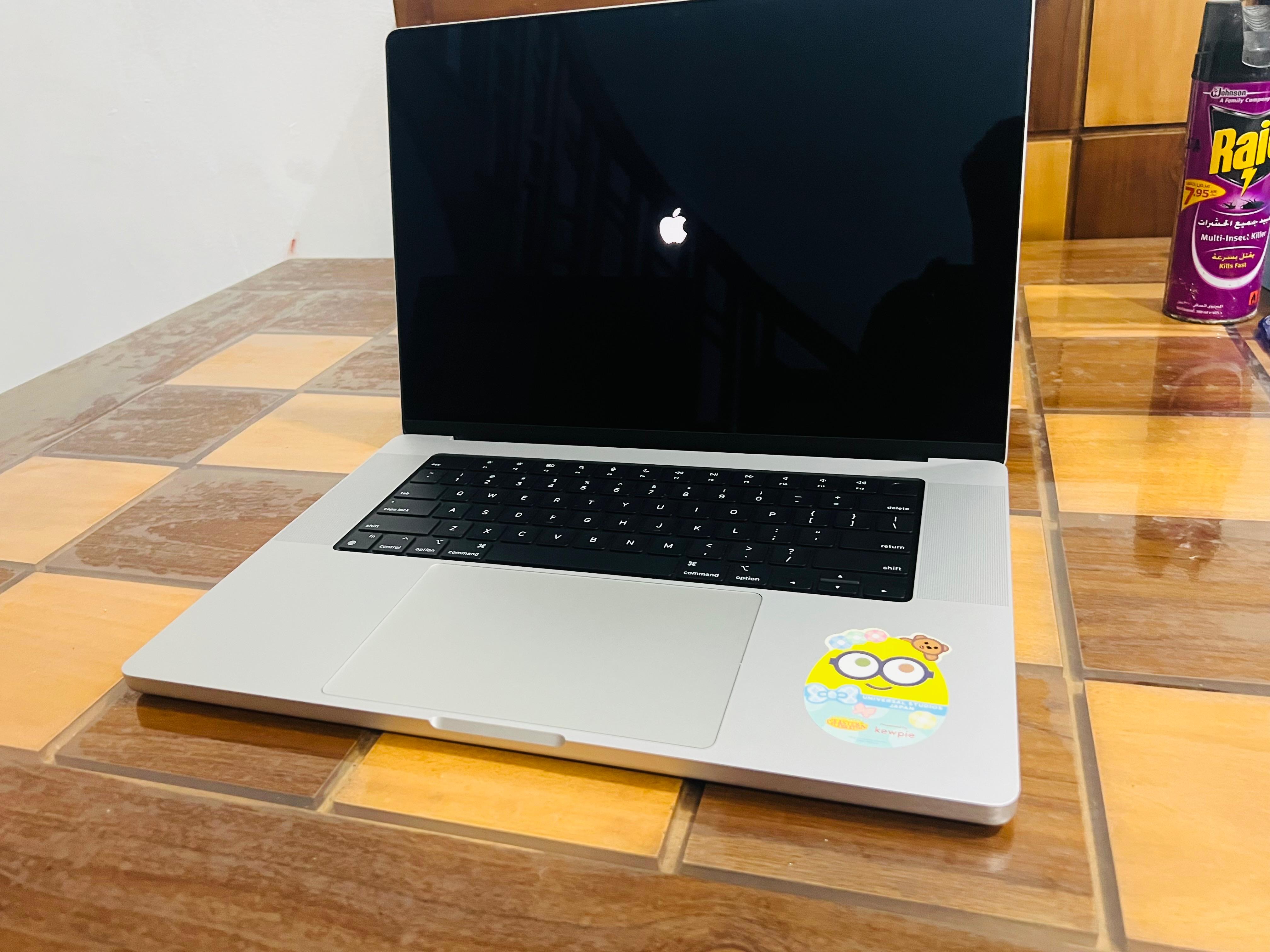 MacBook Pro 16" (2023) – M2 Pro | 16GB RAM | 1TB SSD | 96% Battery - Image 4