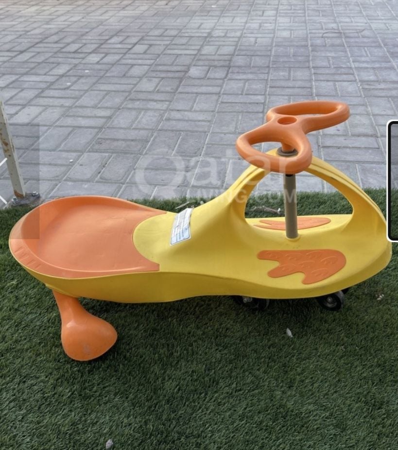 Girls bicycle and baby car - Image 3